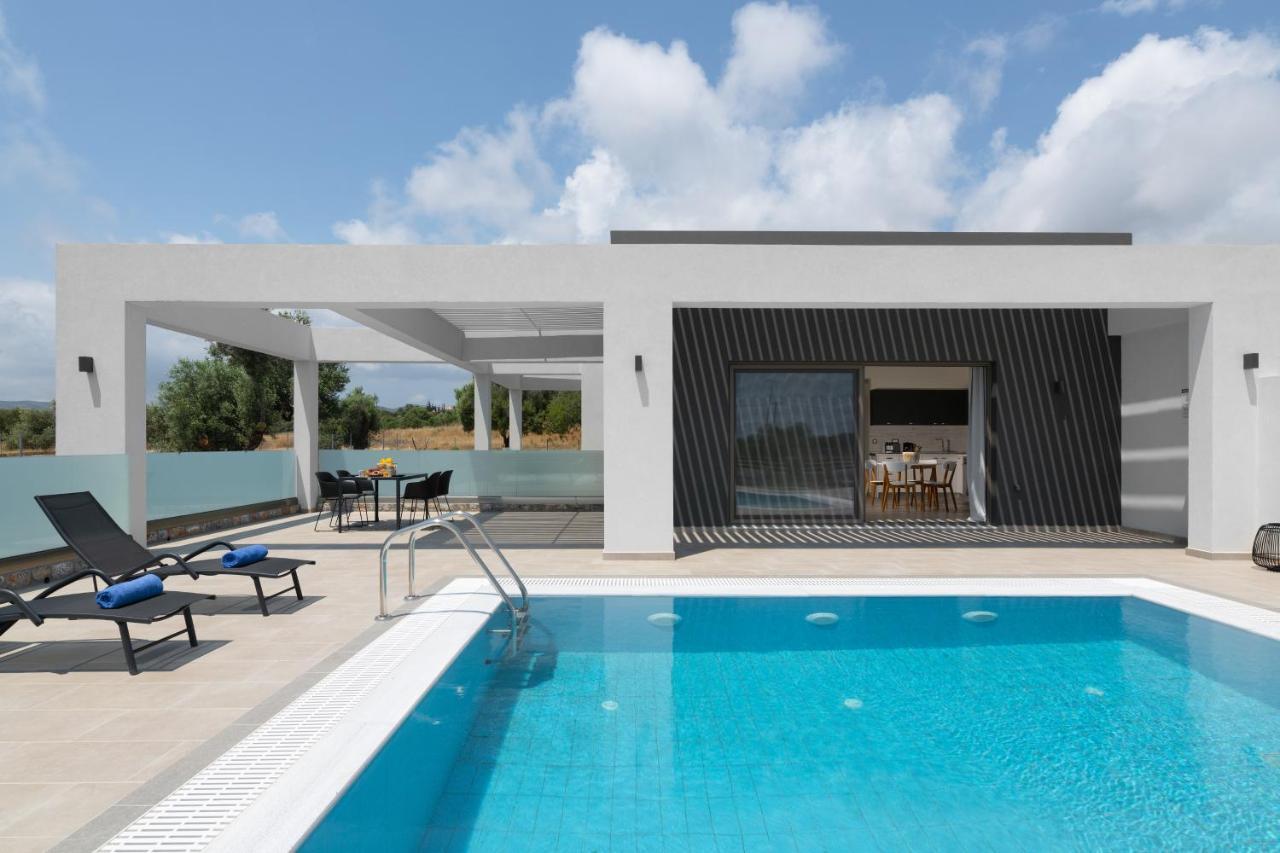 Armonia Suites Gennadi Exterior photo