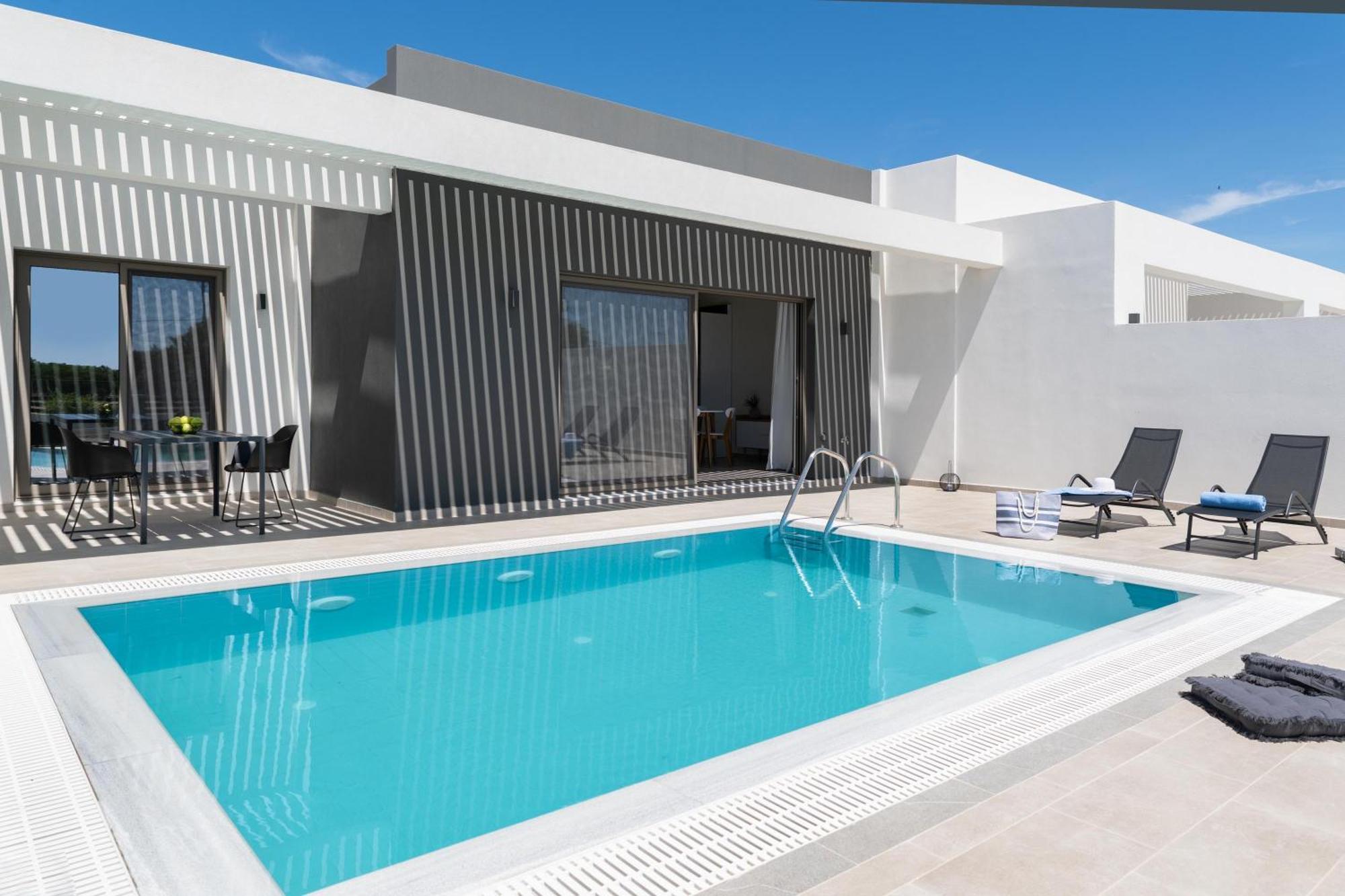 Armonia Suites Gennadi Exterior photo