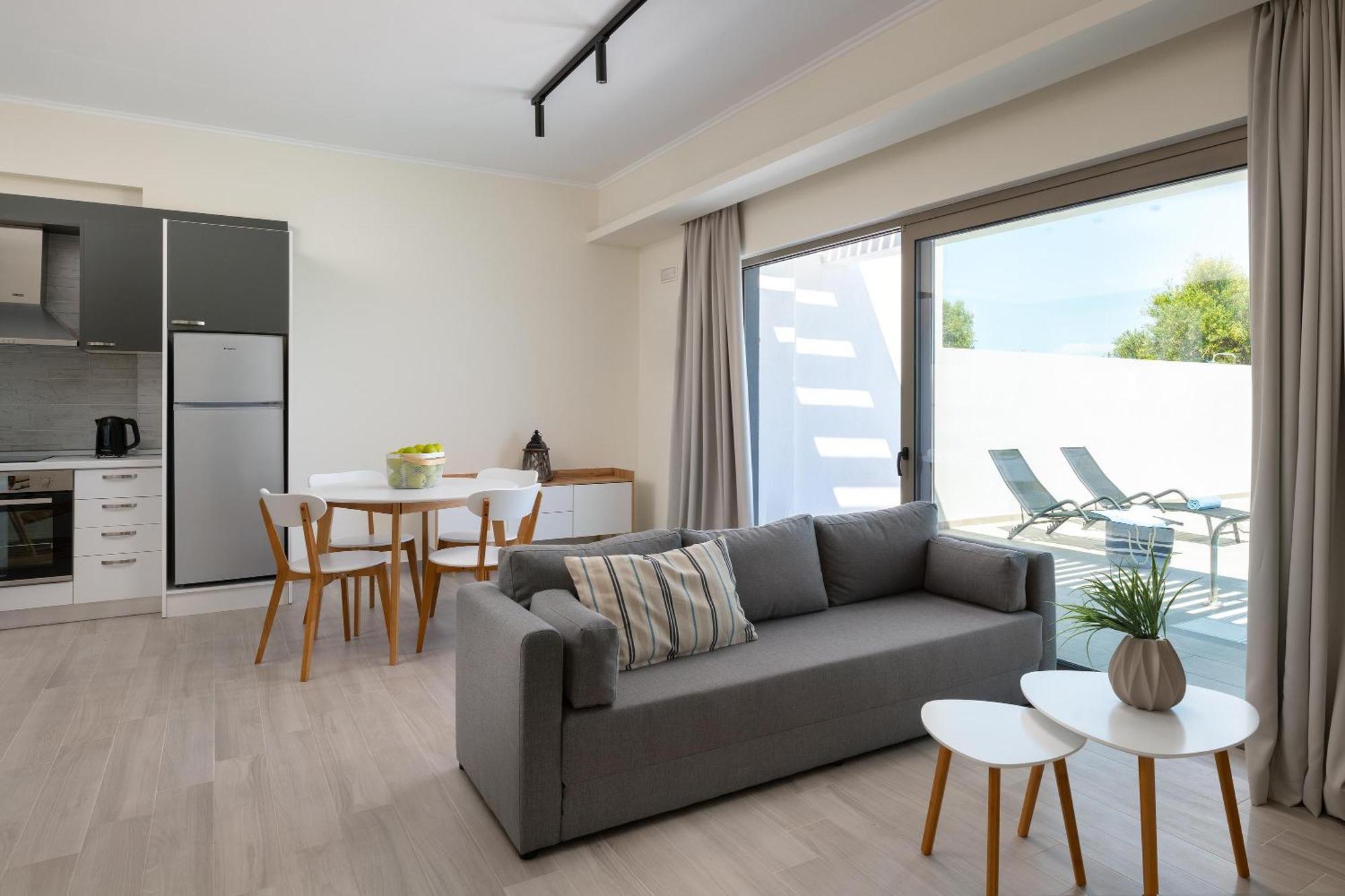 Armonia Suites Gennadi Exterior photo